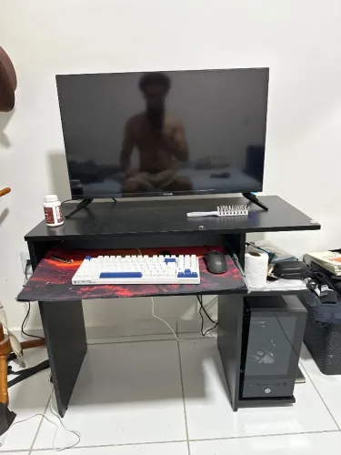 Escrivaninha para computador/notebook