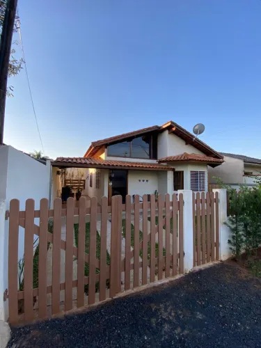 Vende-se Casa em Carlopolis PR. (Semi-mobiliado)