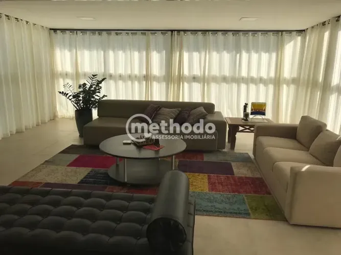 Casa com 3 dormitórios à venda, 210 m² por R$ 800.000,00 - Estância Suiça - Serra Negra/SP