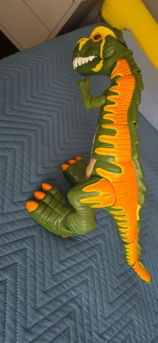 Brinquedo fisher price dino