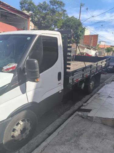 Carroceria de madeira Iveco daily