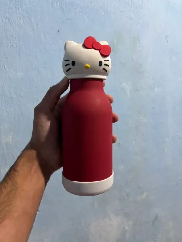 Garrafa Hello kitty (Zonacriativa) não usada !