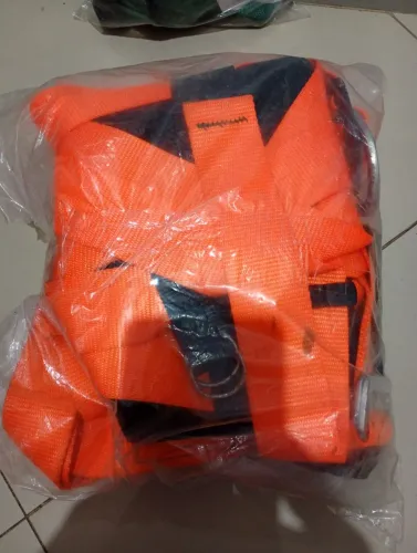 Cinto paraquedista de segurança
