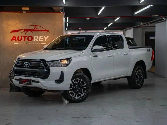 Toyota Hilux CD 4X4 2.8 Diesel Mec. 2021