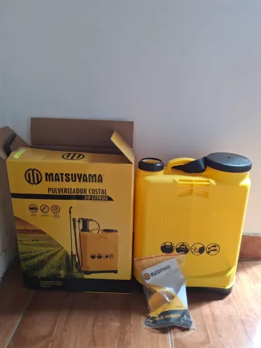 Bomba de jogar veneno.  20 litros