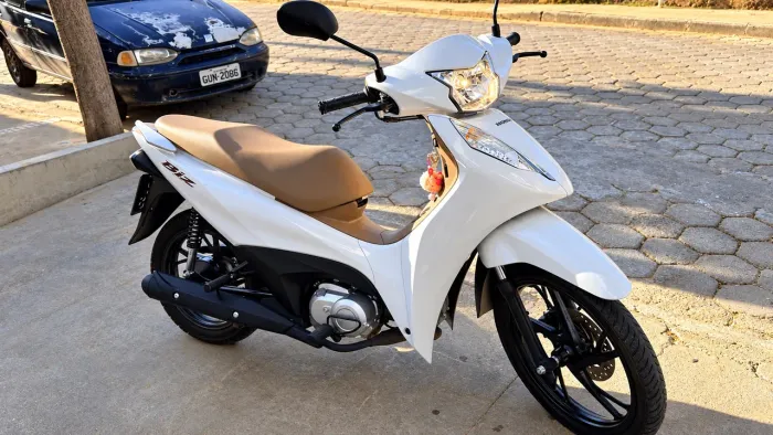 Honda Biz 125 EX/ 125 EX Flex 2026