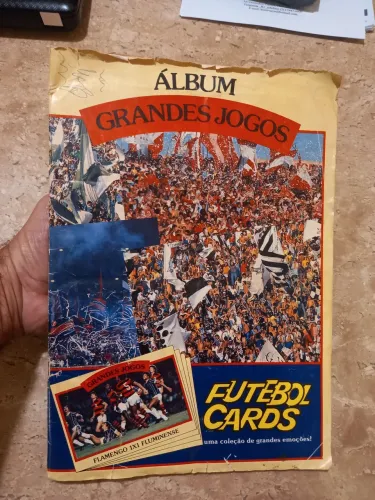 Álbum Grandes Jogos Futebol Cards completo