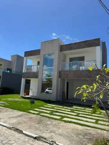 Casa em Condomínio no Litoral Sul com 240m² e Potencial para Área Gourmet com Piscina Viv