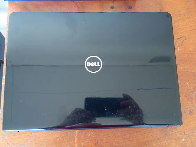 Notebook Dell retirada de peças