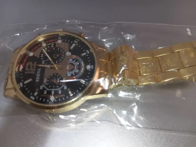 Venha completar o seu estilo com relogios elegantes.