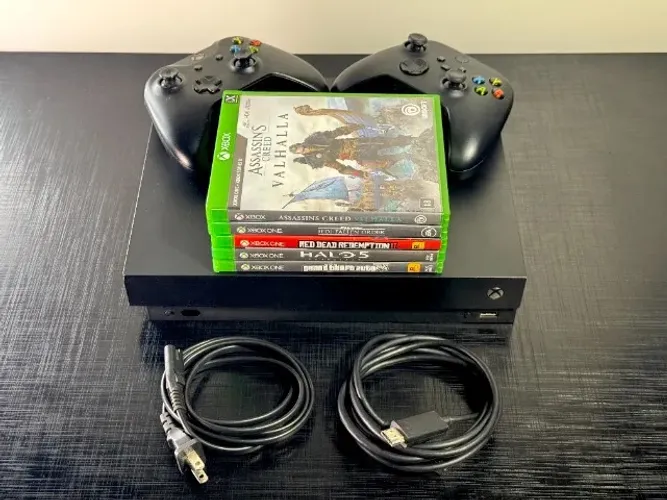 Xbox One X 1TB + Controle One X e Series X + 5 Jogos
