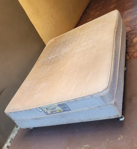 Cama de casal conjugada box