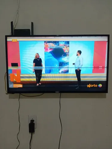Vendo esta TV pra retirada de peças nunca foi pro concerto 
