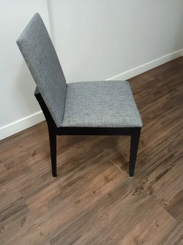 Cadeira cinza design tokstok