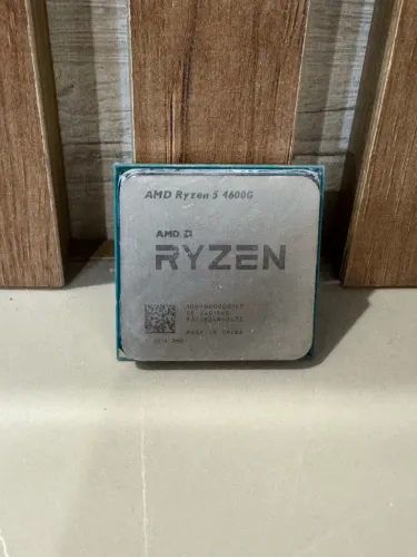 Processador Ryzen 5 4600G com 3 meses de garantia - Em até 6x sem juros