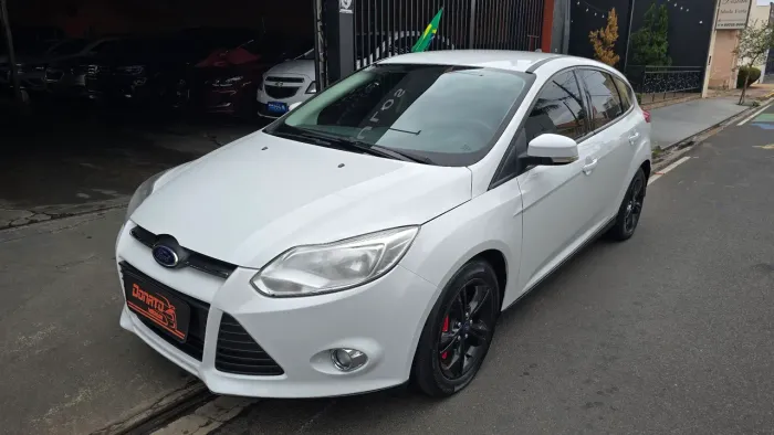 Ford Focus 1.6 S/1.6 SE Flex 16V 5P AUT 2014