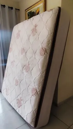 Colchão Queen Kappesberg Zeus com Pillow Top (APENAS O COLCHÃO)