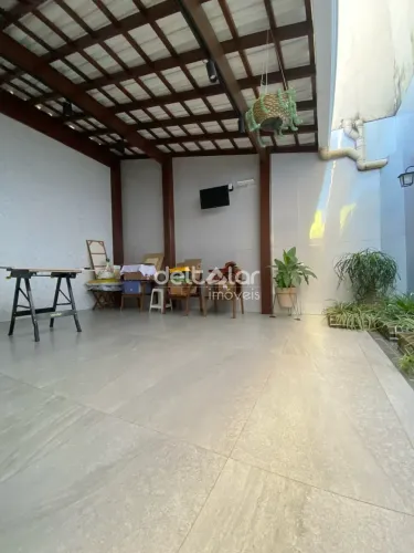 Casa à venda com 3 quartos, suíte e 2 vagas, Canaã, Belo Horizonte, MG