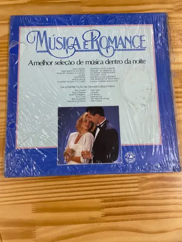 2 Discos Vinil Música E Romance. Anos 70. Ótimo Estado!
