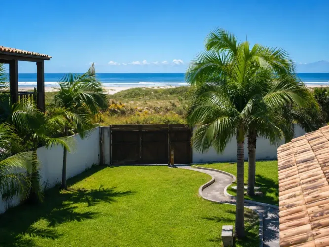 SOBRADO PÉ NA AREIA COM VISTA MAR -ILHA COMPRIDA SP