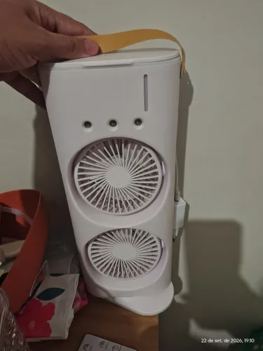 Ventilador portátil com função umidificador 