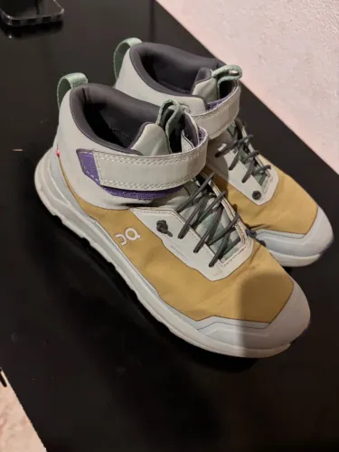 Tênis On Cloudhero Mid Waterproof