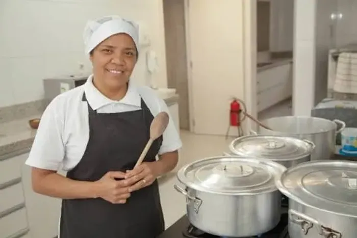 Vaga para Cozinheira