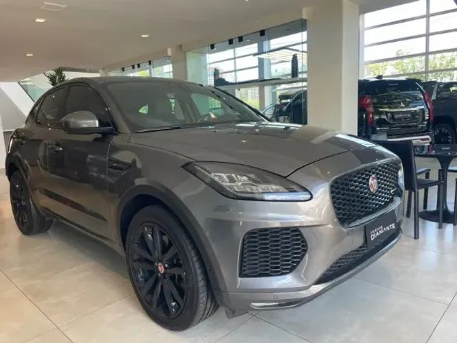 Jaguar E-Pace- LETICIA