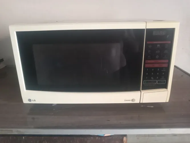Microondas Lg "30" Litros