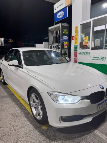 BMW 320I A 2.0 Turbo/activeflex 16V 184cv 4P 2015