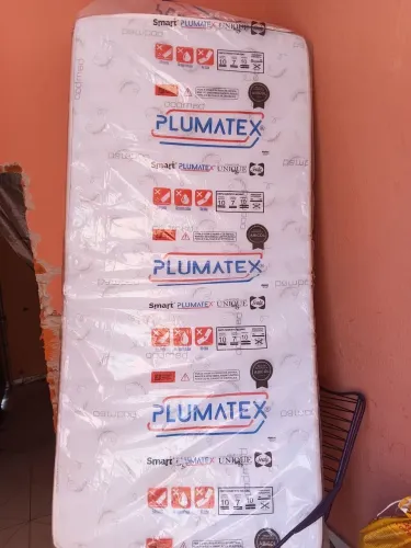 Vendo colchão de solteiro de espuma novo