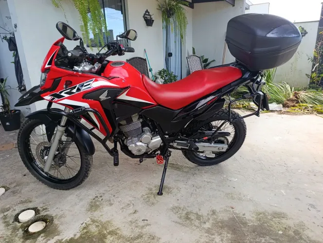 XRE 300 2022 troco 18 x 1930,00 cartão