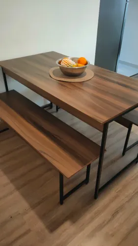 Mesa de Jantar Industrial com bancos inclusos