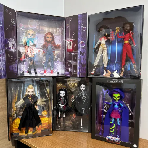 BONECA MONSTER HIGH SKULLECTOR
