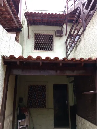 VENDO CASA EM MANGARATIBA