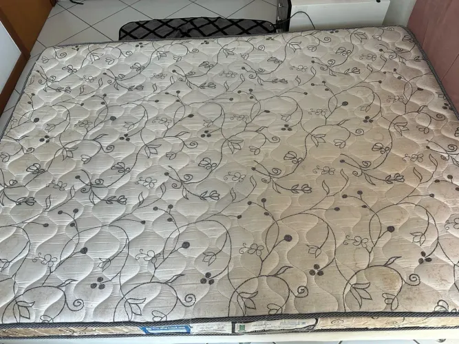 Cama Box Casal + Colchão - Ótimo Estado