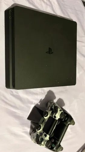 Play 4 