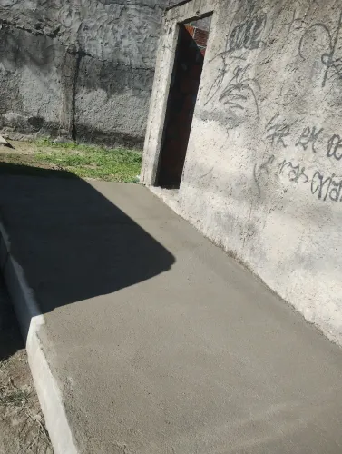 Vendo ou troco terreno 5,5 x 33 rua Barra vermelha granja Portugal