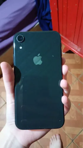 iPhone XR ($800)