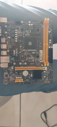 Placa mae a520 amd am4