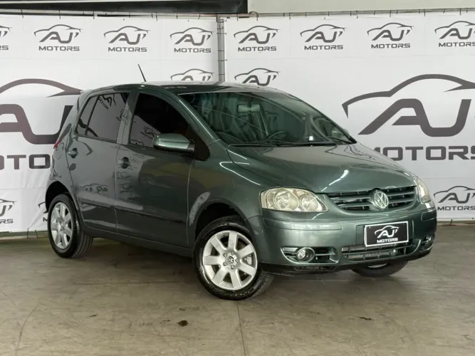 Volkswagen Fox Plus 1.0mi/ 1.0mi Total Flex 8V 4P 2010