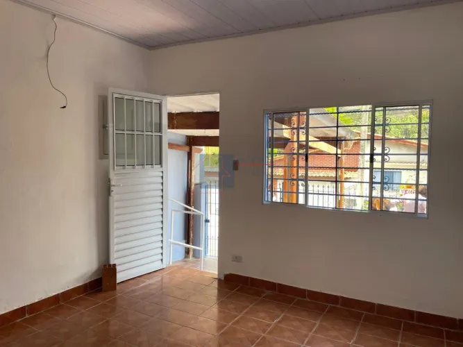 Casa Térrea para Locação - Cidade Dutra/SP