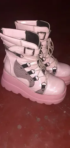 Botas góticas  estilo (demonia) poucas vezes usadas
