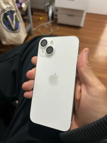 iPhone 13
