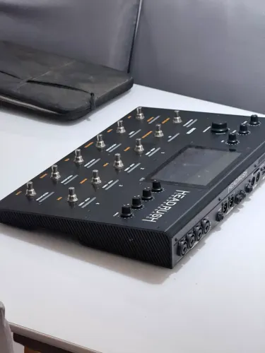 Headrush Looperboard
