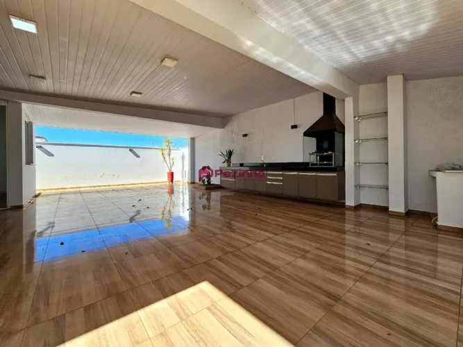 Casa para alugar em Limeira, Residencial Vermont, com 3 suítes, com 202.34 m², Residencial