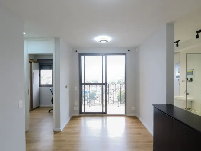 Imóvel para aluguel tem 50 metros quadrados com 2 quartos em Vila Constança - São Paulo -