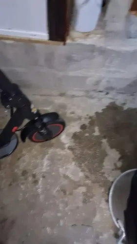 Vendo um patinete elétrico 