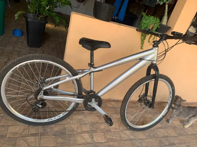 Vende-se bicicleta