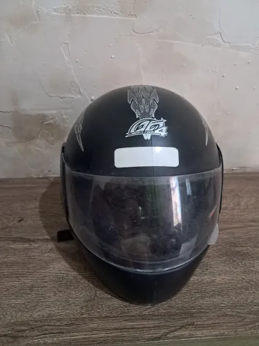 Vendo capacete 56